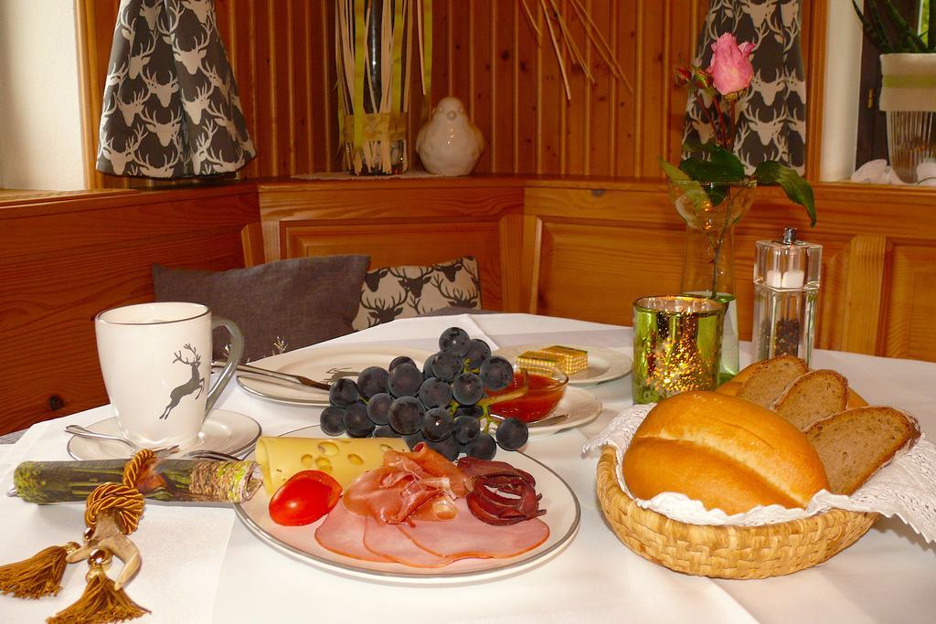 Gasthof-Pension Zur Klause Ratten Екстериор снимка