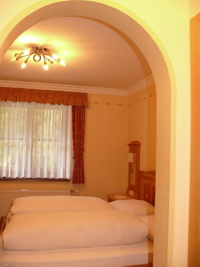 Gasthof-Pension Zur Klause Ratten Екстериор снимка