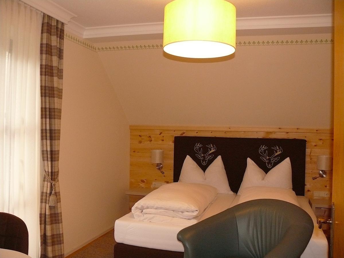 Gasthof-Pension Zur Klause Ratten Екстериор снимка